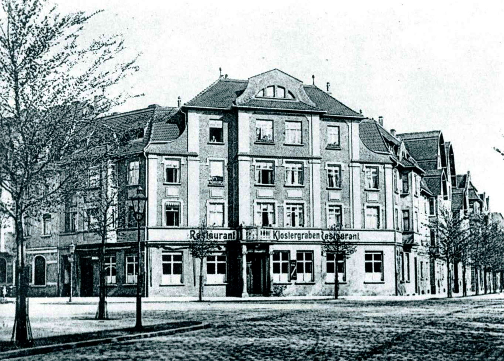 Abb. 2: Eckhaus Dodendorfer Straße 14